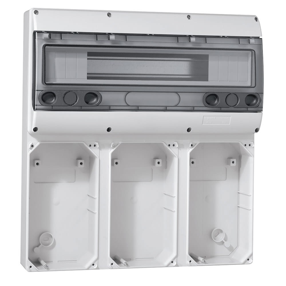 Legrand - Embase P17 - recevant plastron 220x125 - rail 18 modules - 6 socles 16A