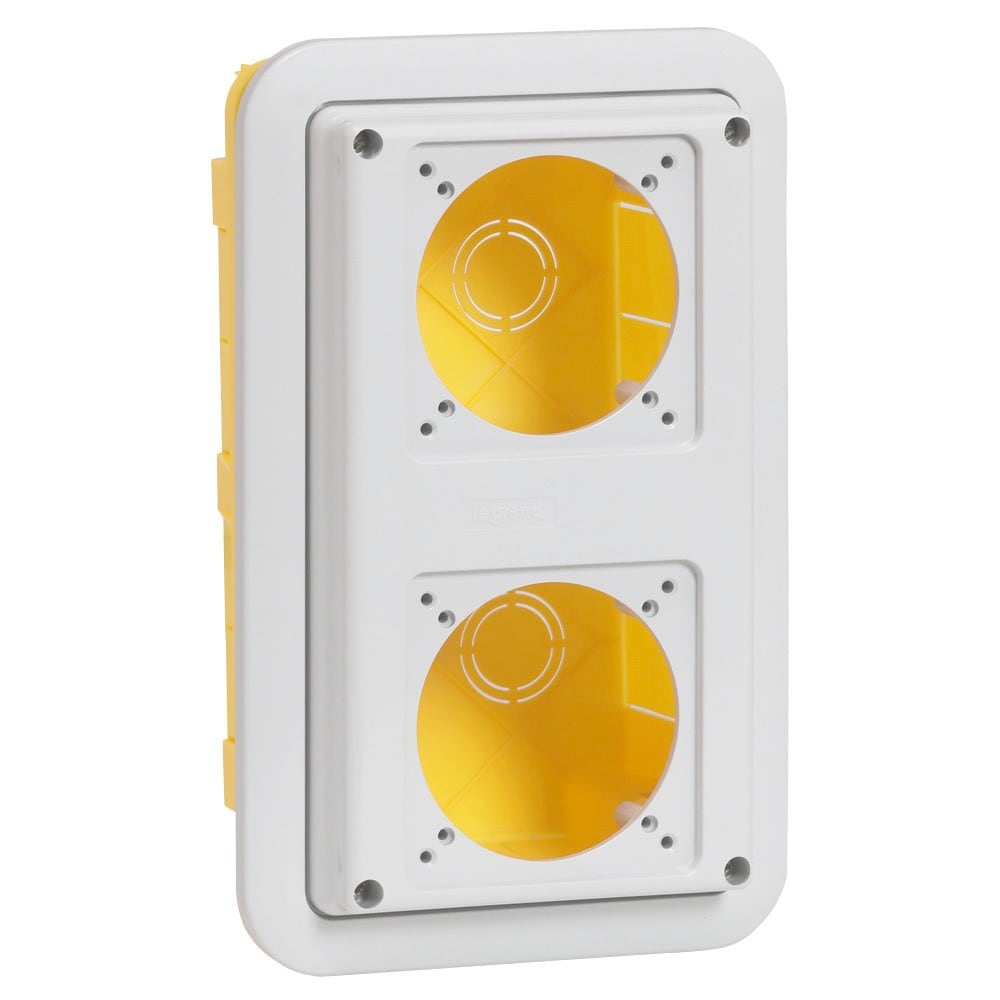Legrand - boîte encastrement P17 pour maçonnerie IP55 - 2 prises 16A ou domestique 057671