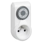 Legrand - Programmateur ménager hebdomadaire avec fiche 2P+T et socle 2P+T 16A