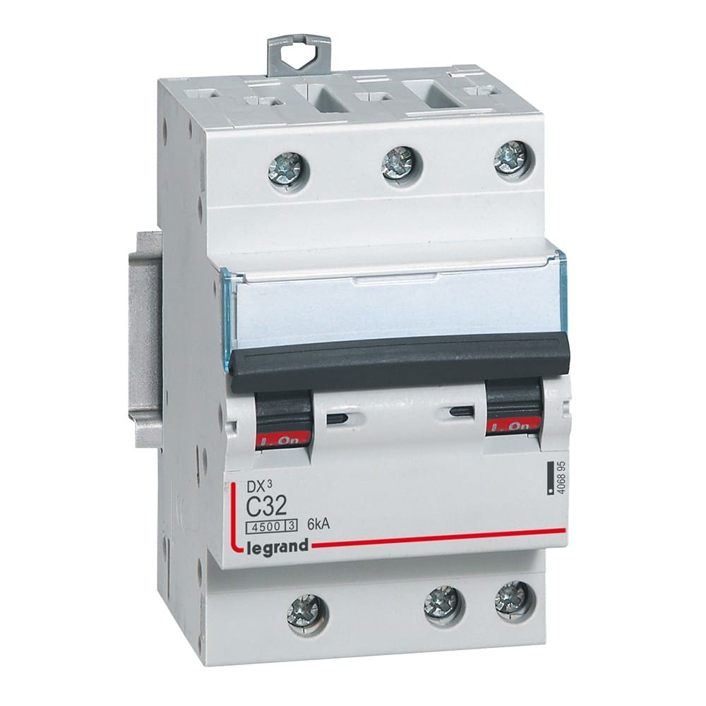 Legrand - Disjoncteur DX34500 6kA bornes à vis 3P 400V~ 32A courbe C - 3 modules