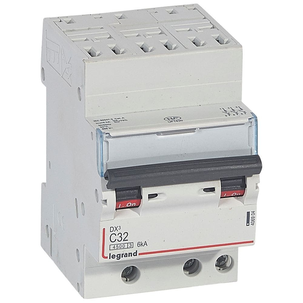 Legrand - Disjoncteur DX34500 6kA bornes auto/vis 3P 400V~ 32A courbe C - 3 modules