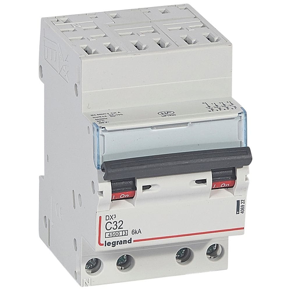 Legrand - Disjoncteur DX34500 6kA bornes auto/vis 4P 400V~ 32A courbe C - 3 modules