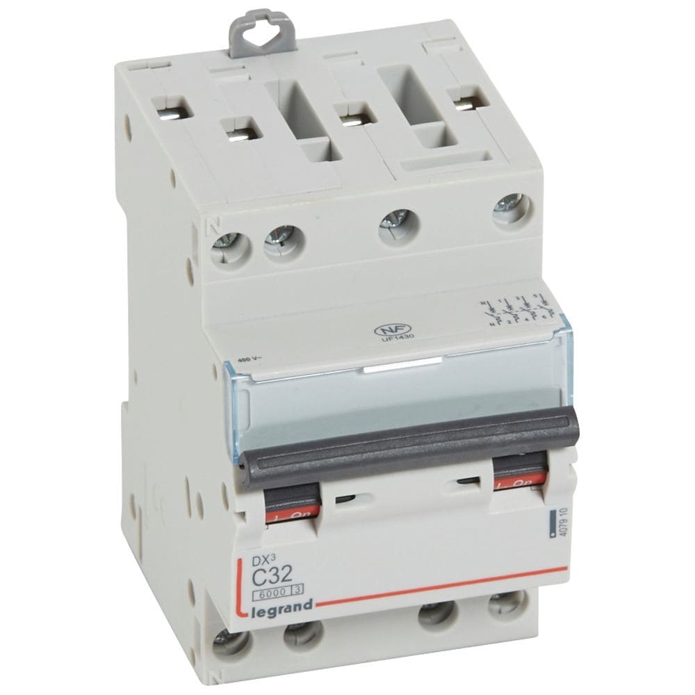 Legrand - Disjoncteur DX3 6000 -vis/vis- 4P- 400V~-32A-courbeC-peigne HX3 opti 4P -3M
