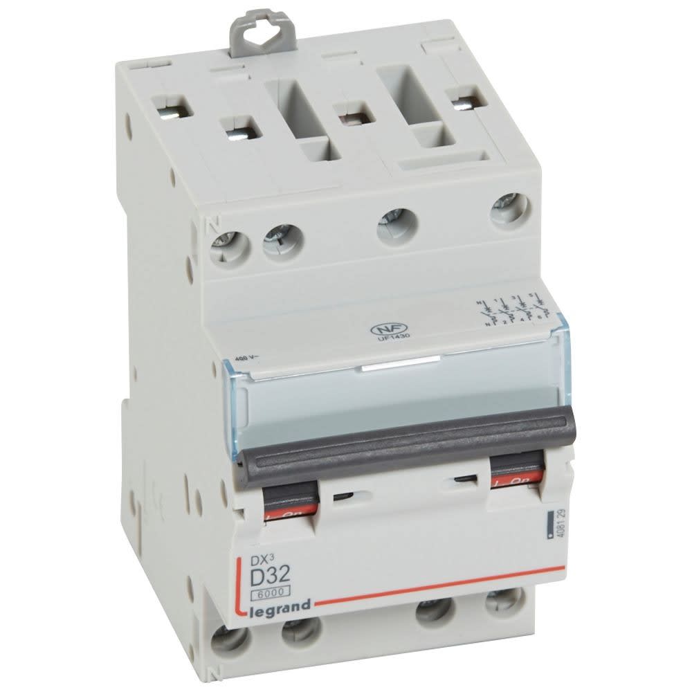 Legrand - Disjoncteur DX3 6000-vis/vis-4P-400V~-32A-10kA-courbe D-peigne HX3 opti 4P -3M