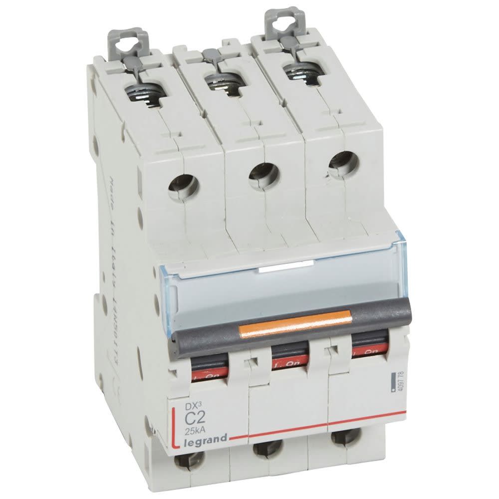 Legrand - Disj. DX3 25kA arrivée haute, départ bas à vis 3P 400V~ - 2A courbe C 3 modules