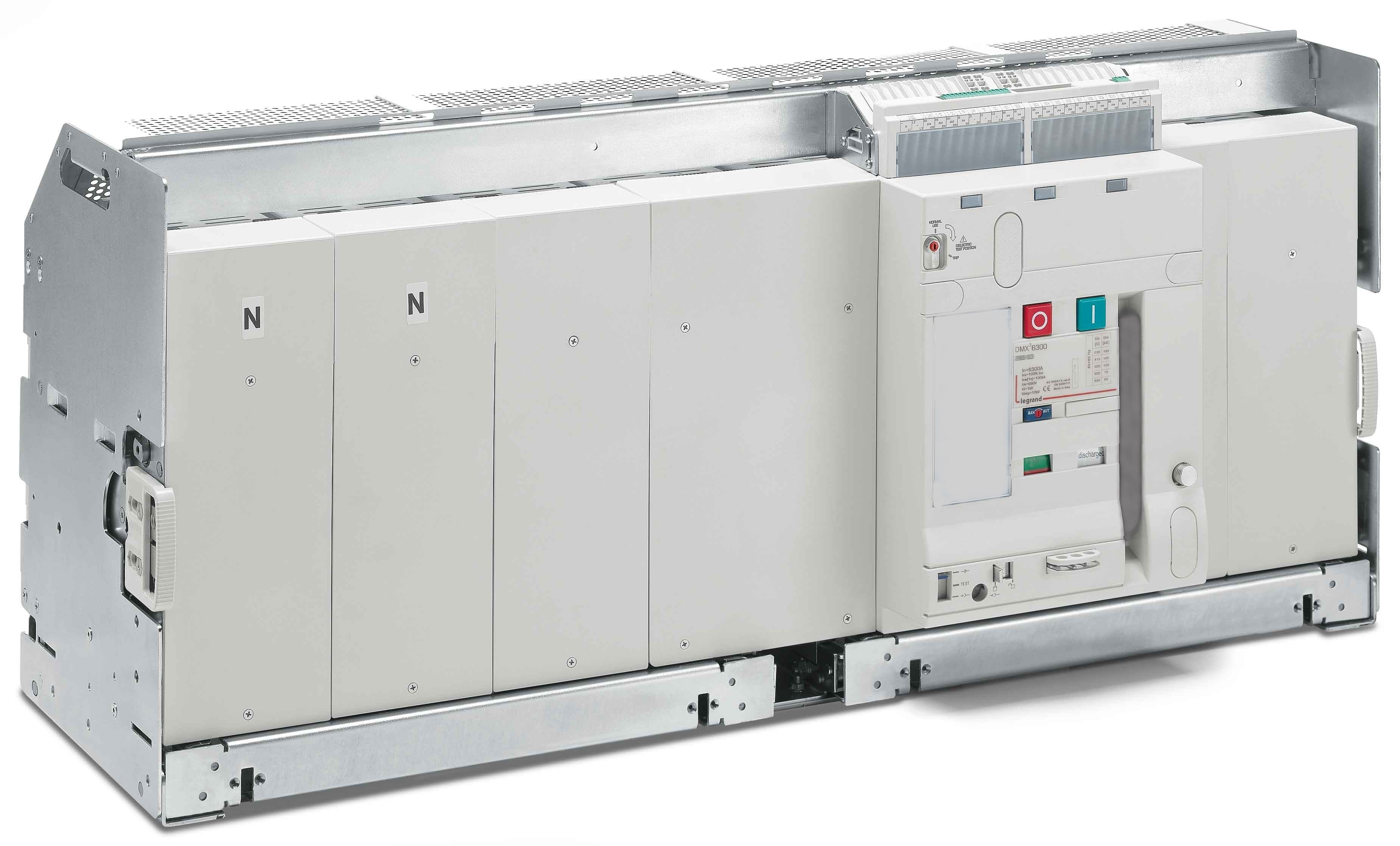 Legrand - Interrupteur ouvert DMX3-I6300 débrochable taille 3 - 4P - 6300A