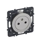 Legrand - Prise de courant 2P+T Céliane 16A avec enjoliveur titane et support