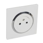 Legrand - Prise 2P+T Surface dooxie 16A avec plaque blanche/chrome et griffes - brochable
