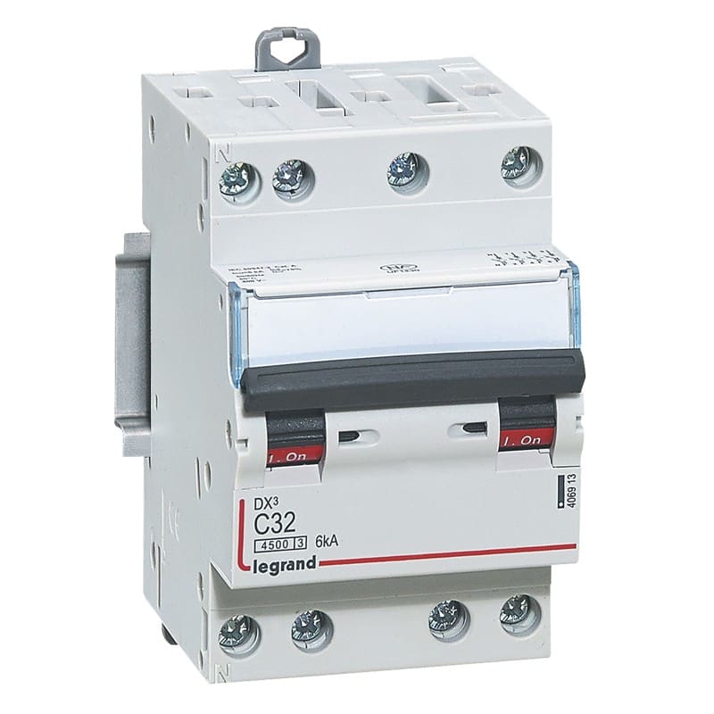 Legrand - Disjoncteur DX34500 6kA bornes à vis 4P 400V~ 32A courbe C - 3 modules