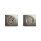 Legrand - Prêt-à-Poser Céliane créer une prise de courant commandée - Titanium