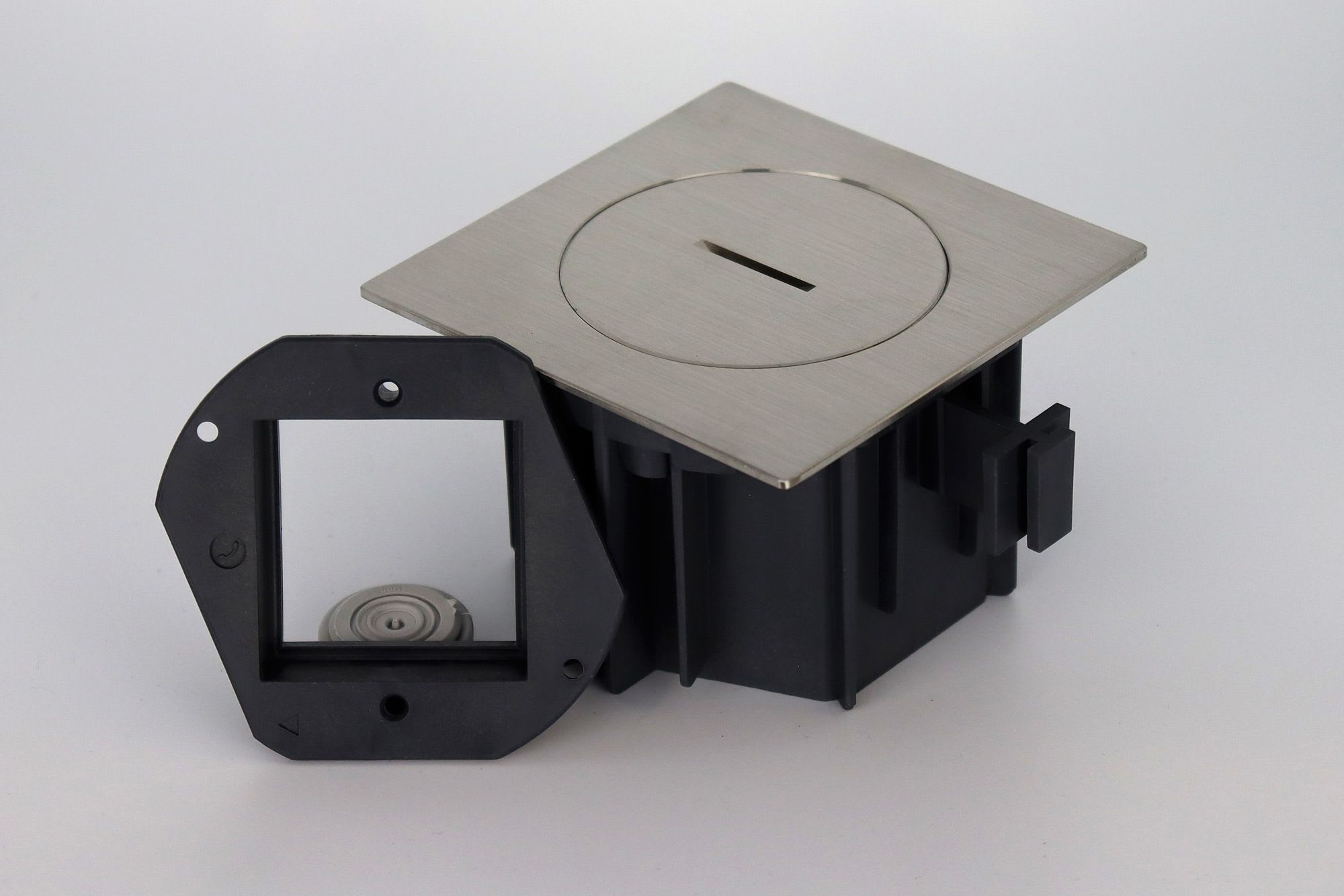 Xeta - ARPI66C - Boîte de sol encastree carre vide - inox brosse - IP66 - IK10