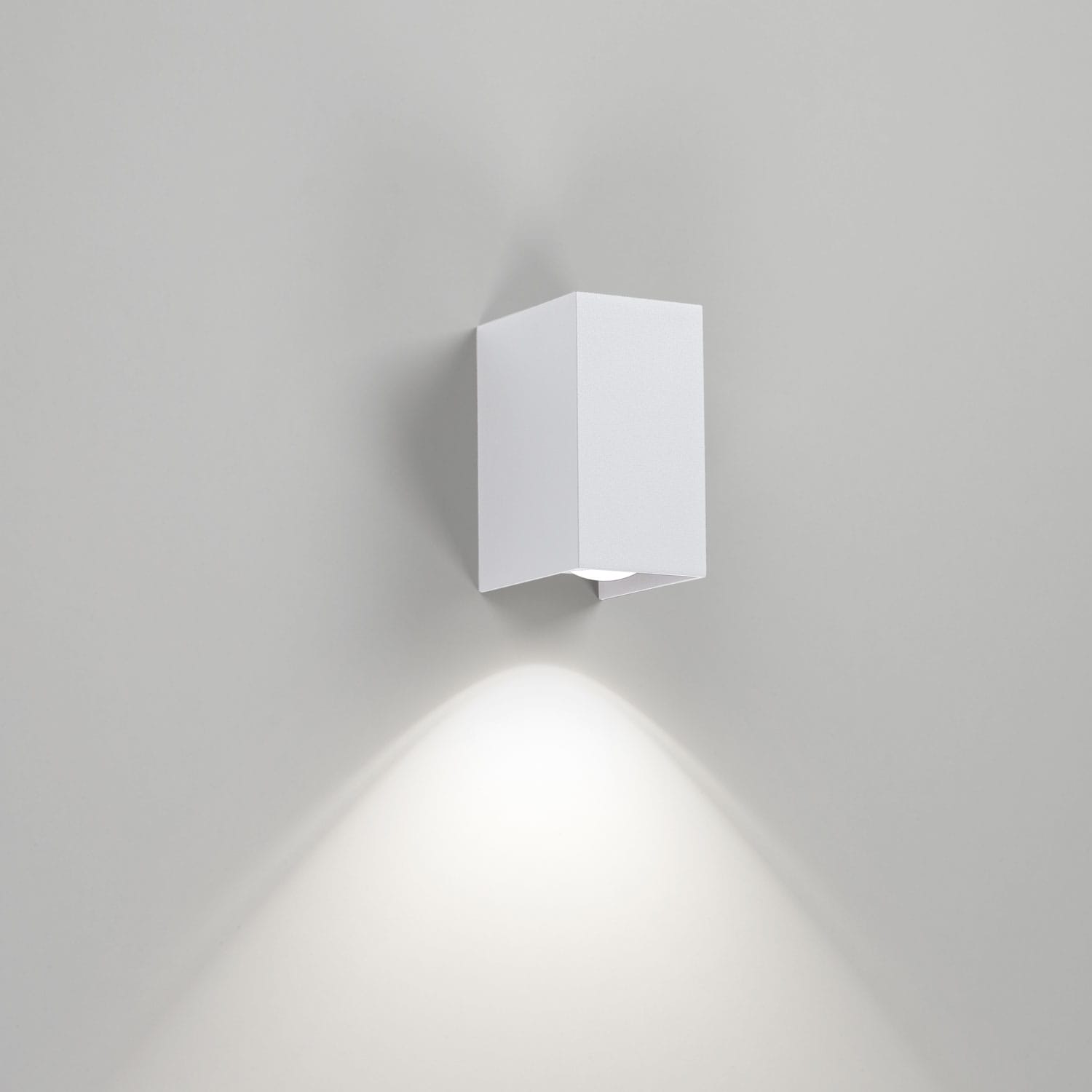 Delta Light - MONO II LED 927 W
