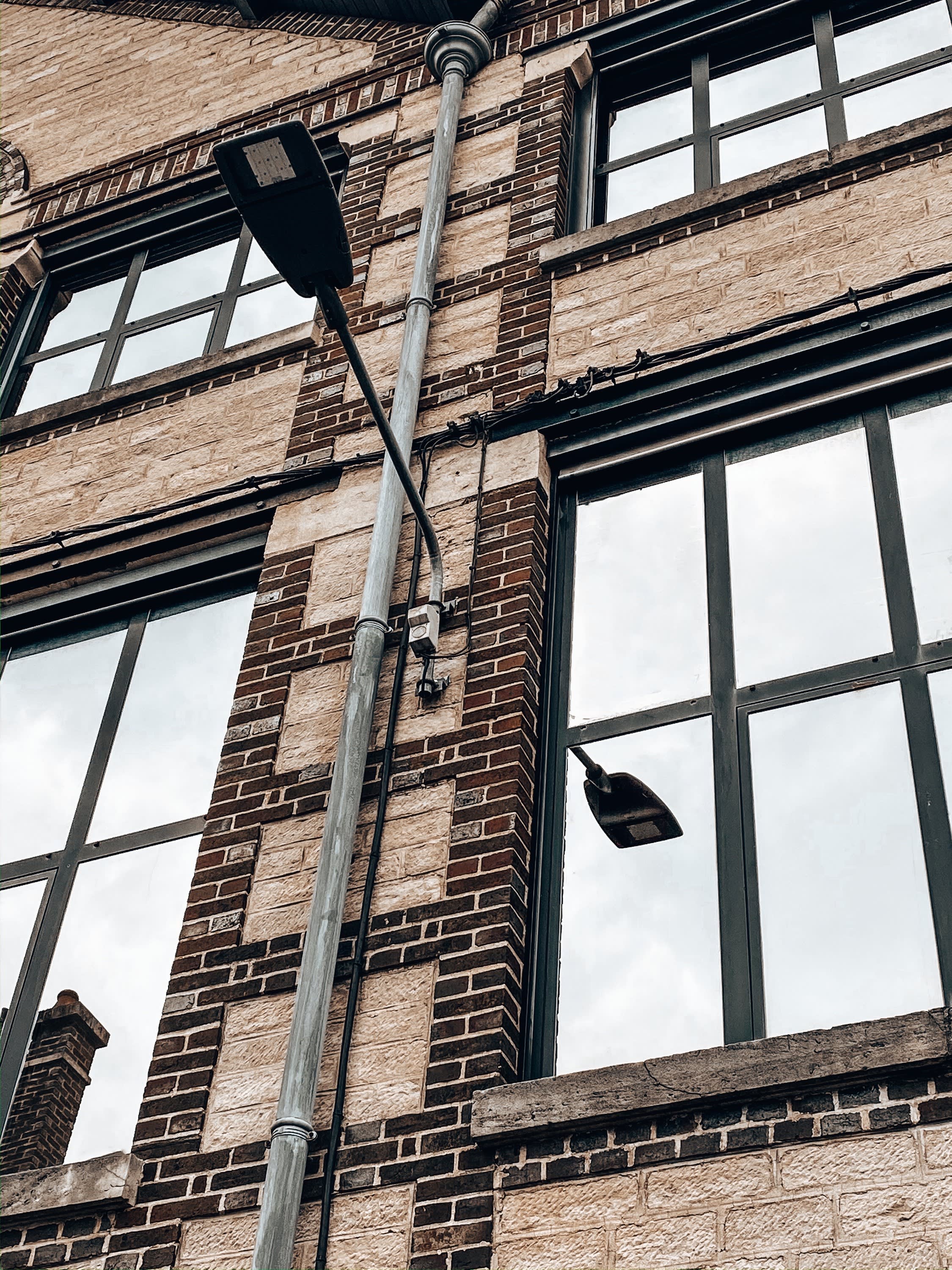 Petit Jean - Console murale B 200 en acier galvanisé, 1,00m, 5° diamètre 49mm par patins