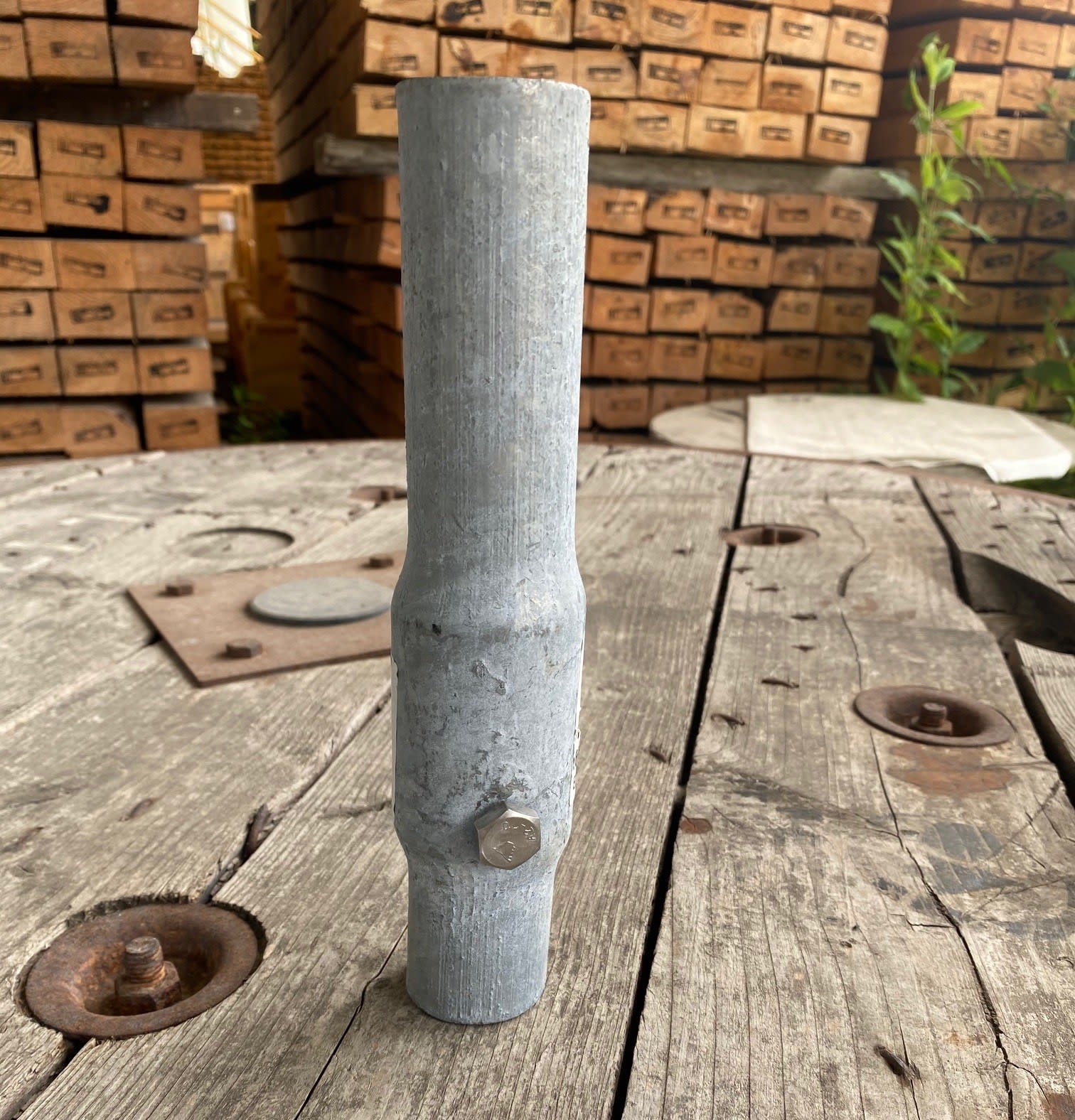 Petit Jean - Embout démontable lisse en acier thermolaqué 42x100mm pour fût 60mm