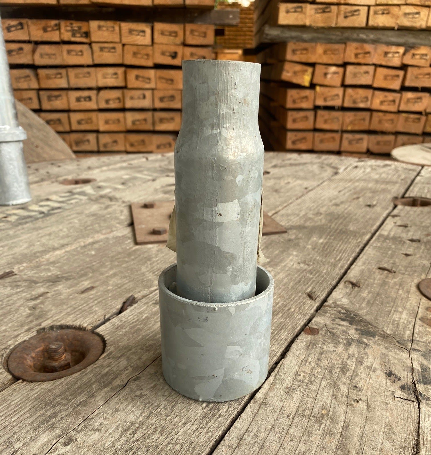 Petit Jean - Embout démontable lisse en acier thermolaqué 76x70mm pour fût 60mm