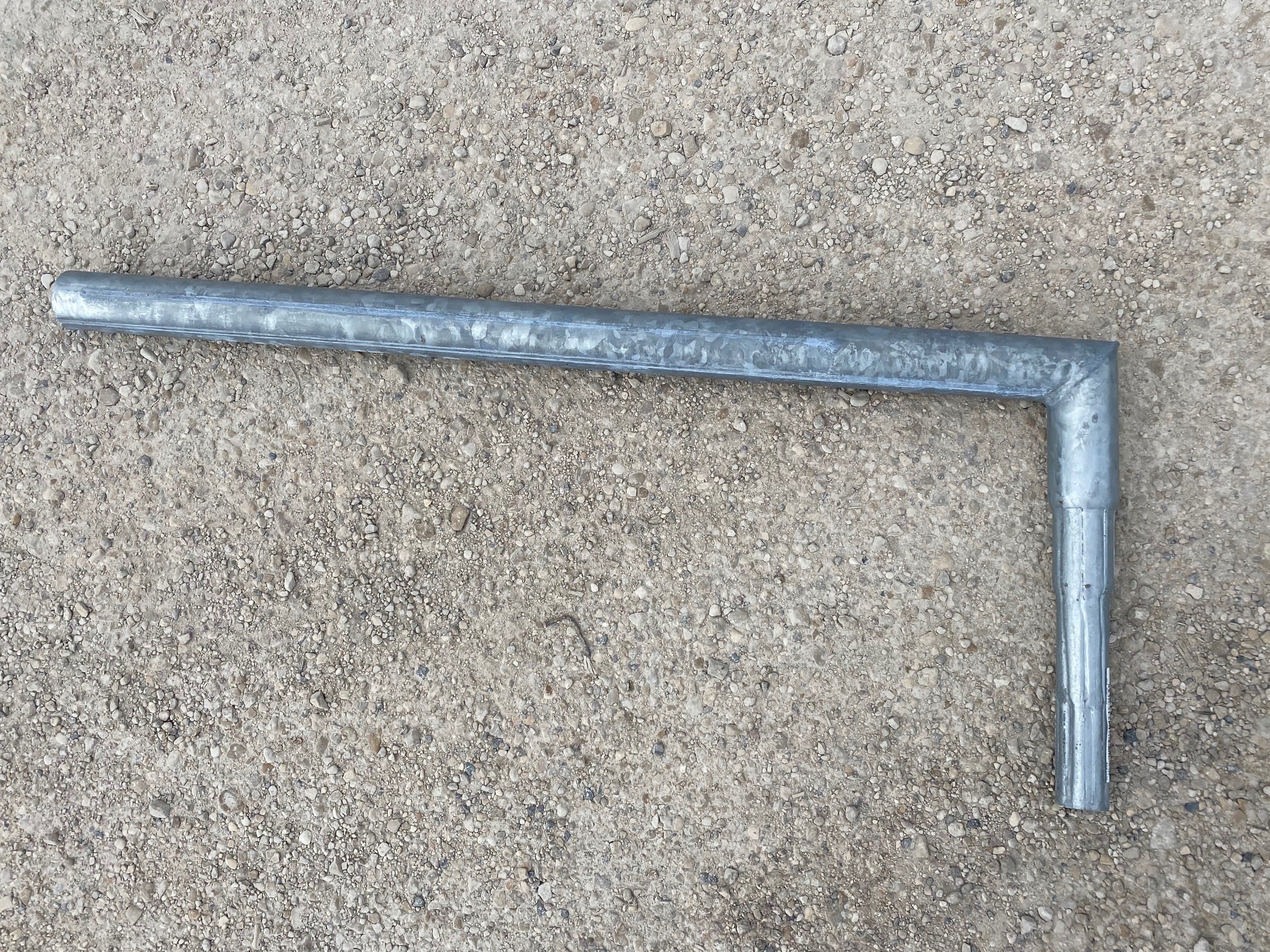 Petit Jean - Simple crosse DA en acier thermolaqué 1m, 5 degrés pour fût 60mm