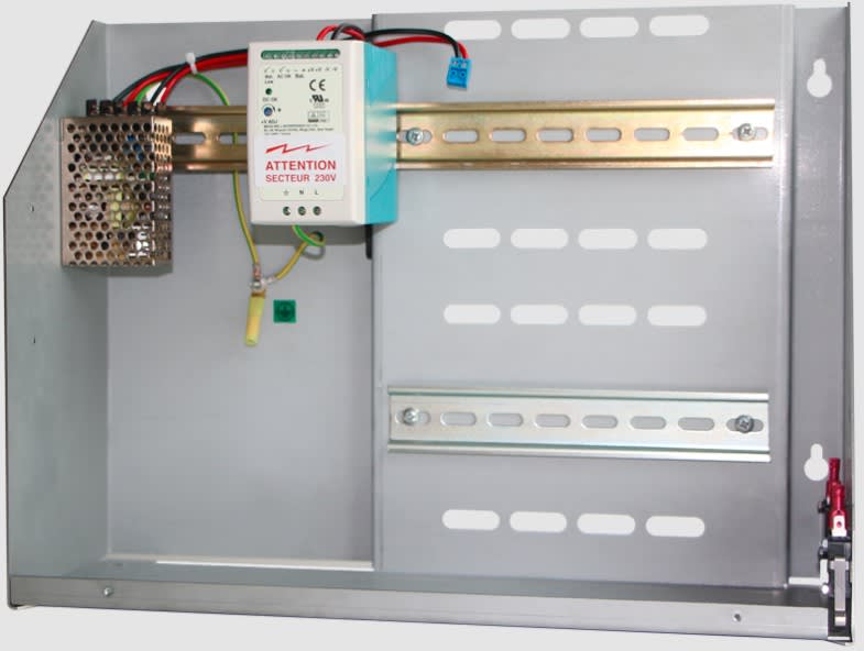 Castel - Coffret alim 12V pour: 1 centrale,1 module supplémentaire, batterie (en option)