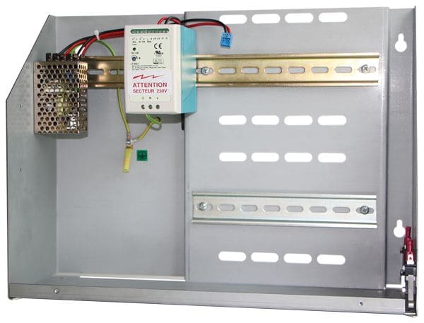 Castel - Coffret alim 12V pour: 1 centrale,1 module supplémentaire, batterie (en option)
