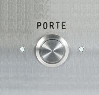 Castel - Bouton de sortie