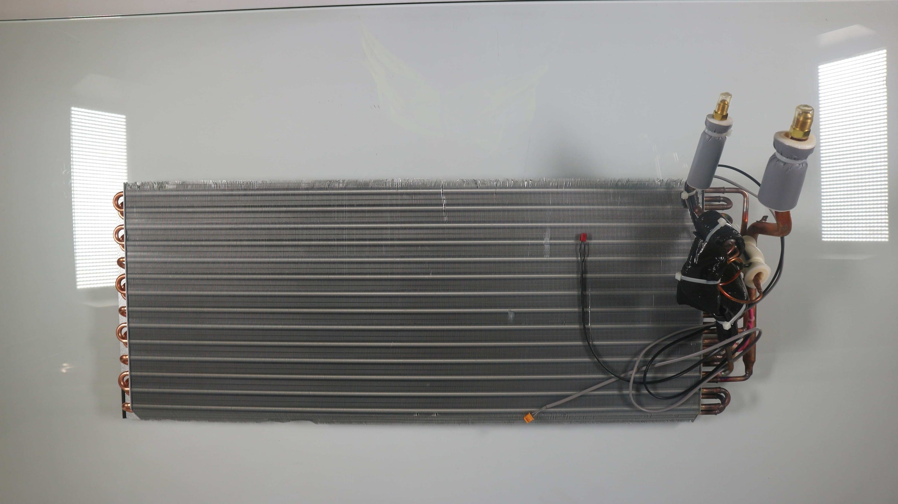 Daikin - ECHANGEUR A AIR 2P320233-2