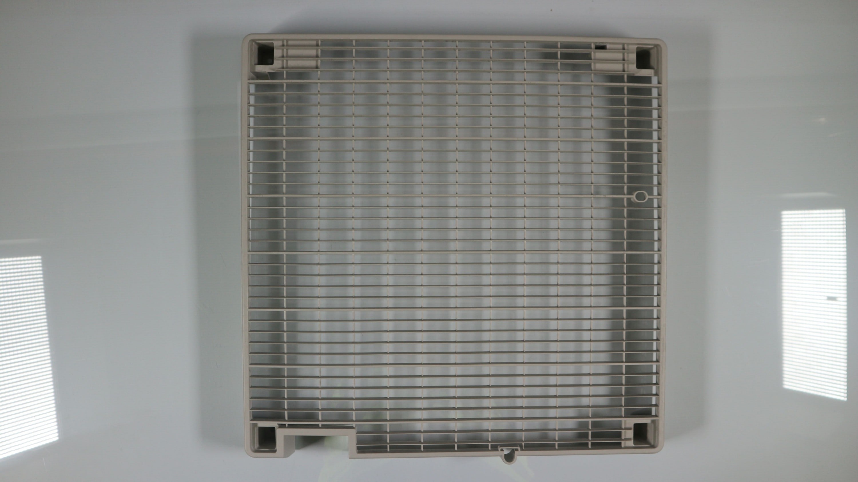 Daikin - GRILLE REFOULEMENT  2P532383-1