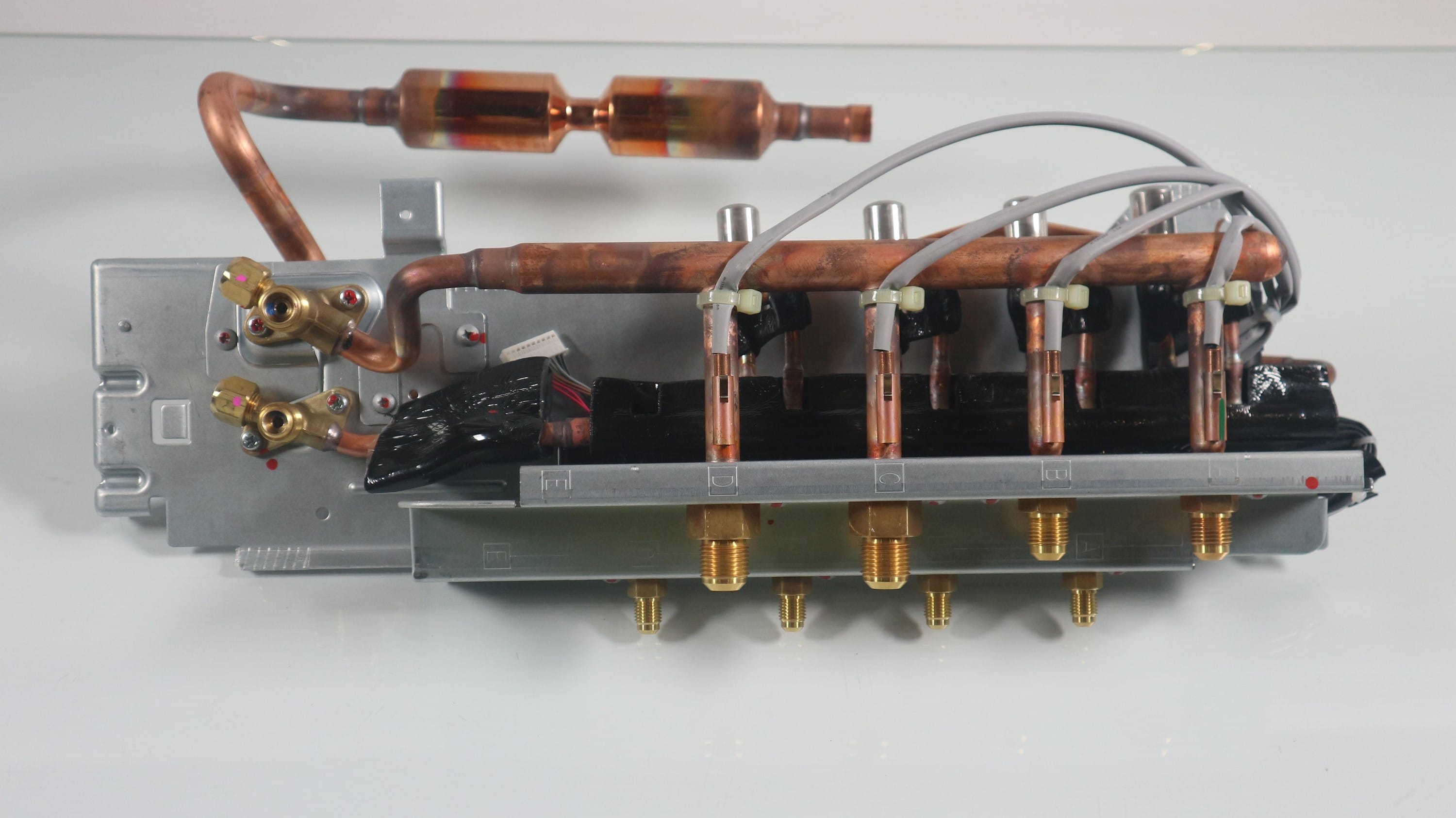 Daikin - STOP VALVE ASSY