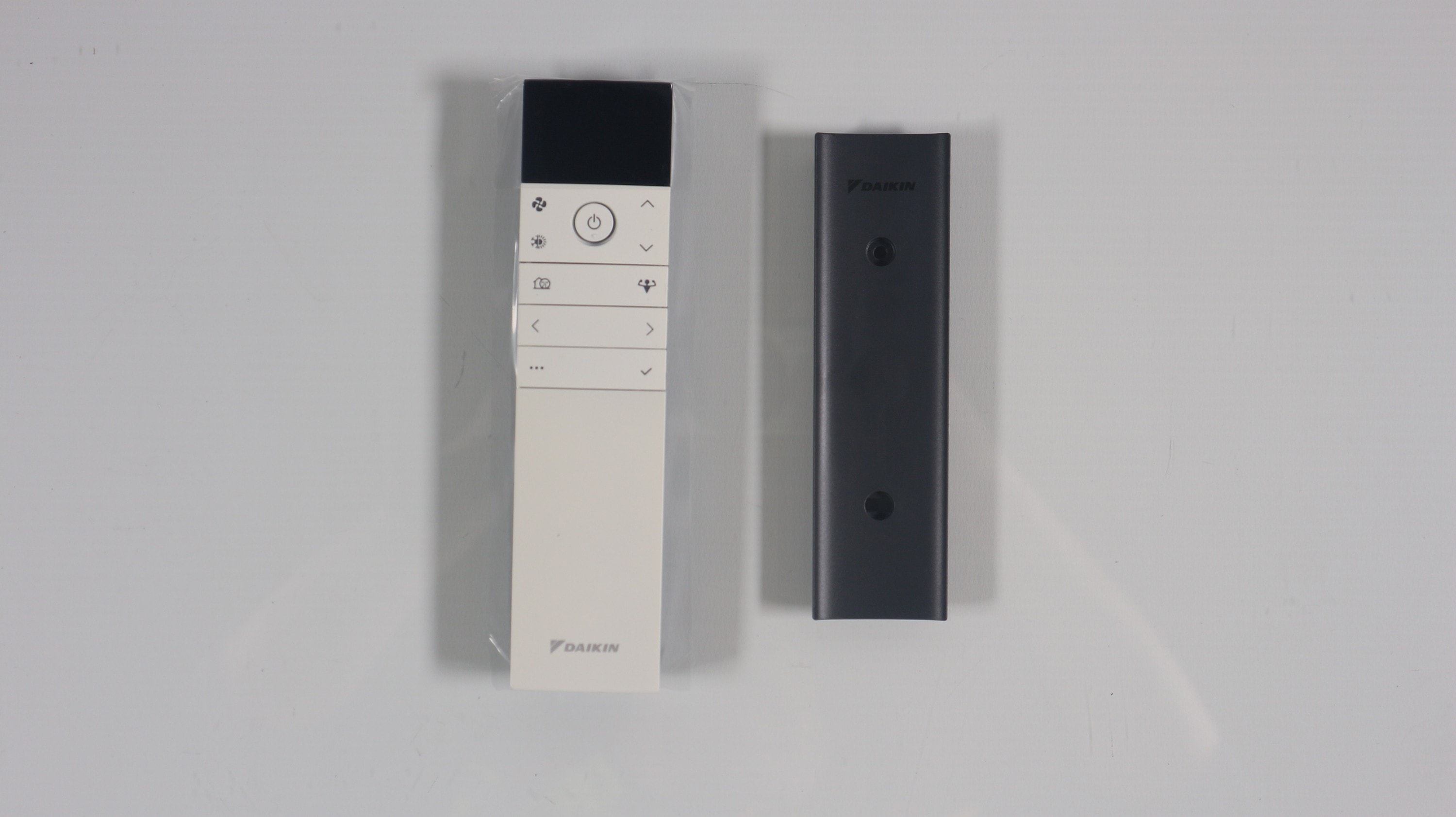 Daikin - REMOTE CONTROLLER ARC488A1W