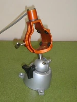 MECATRACTION - POSTE FIXE AVEC VERIN + COMMANDE + FLEXIBLE