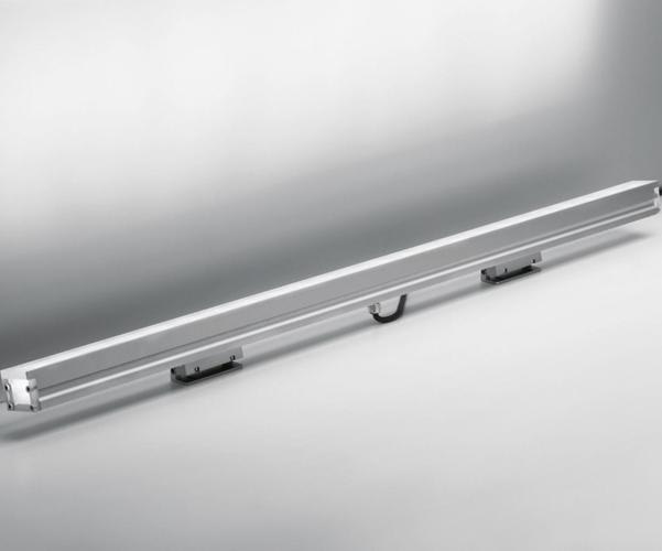 Artemide - LineaLed WW Adjust. L=100 cm 25 3000K