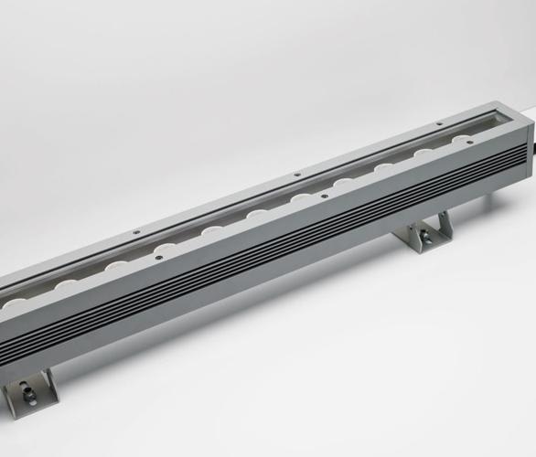 Artemide - SUPER SPIKE 100 ALLUMINIO 40 3000K *
