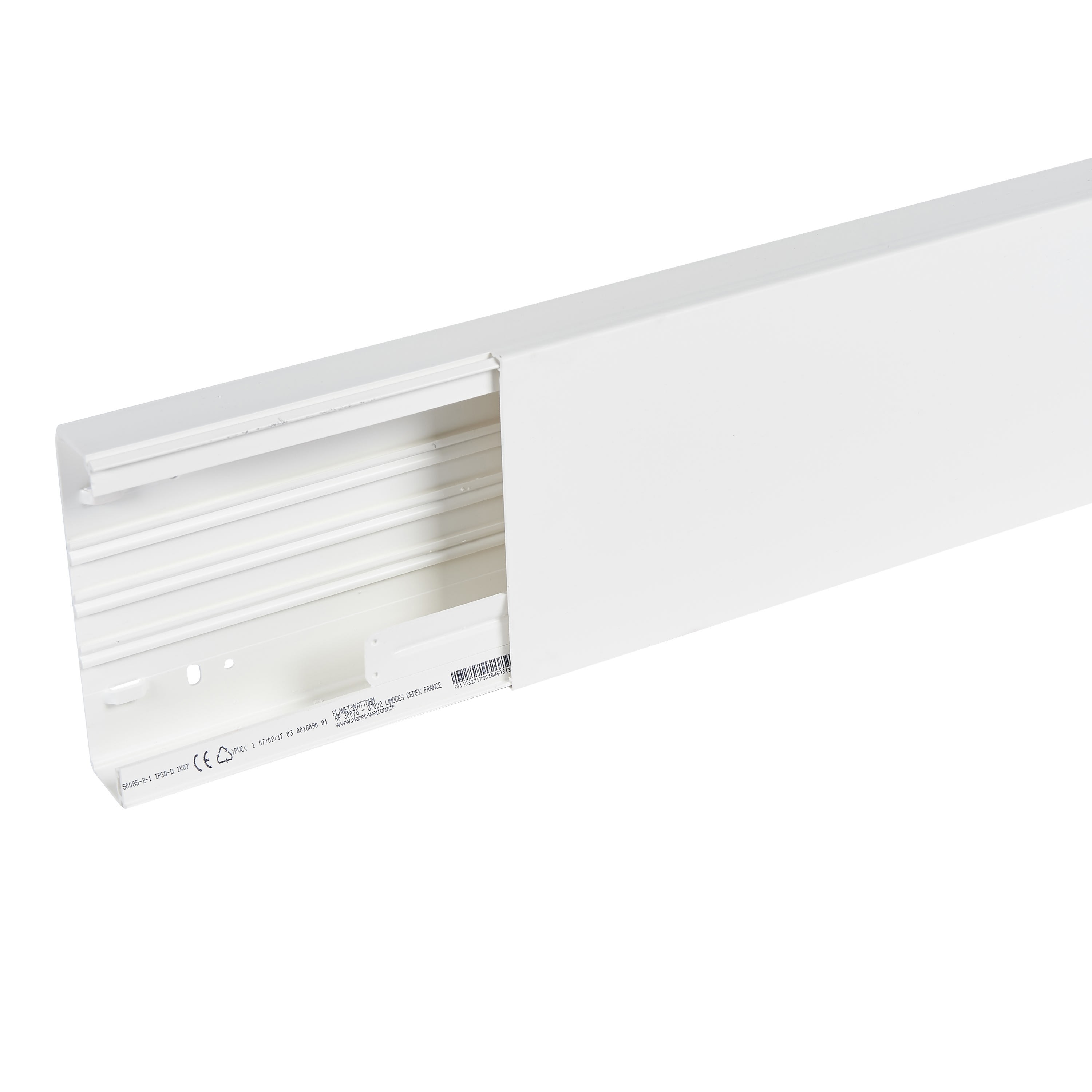 Planet Wattohm - Goulotte distribution Viadis 150x40mm-Fond+couvercle-1 compart-Longueur 2m-Blanc