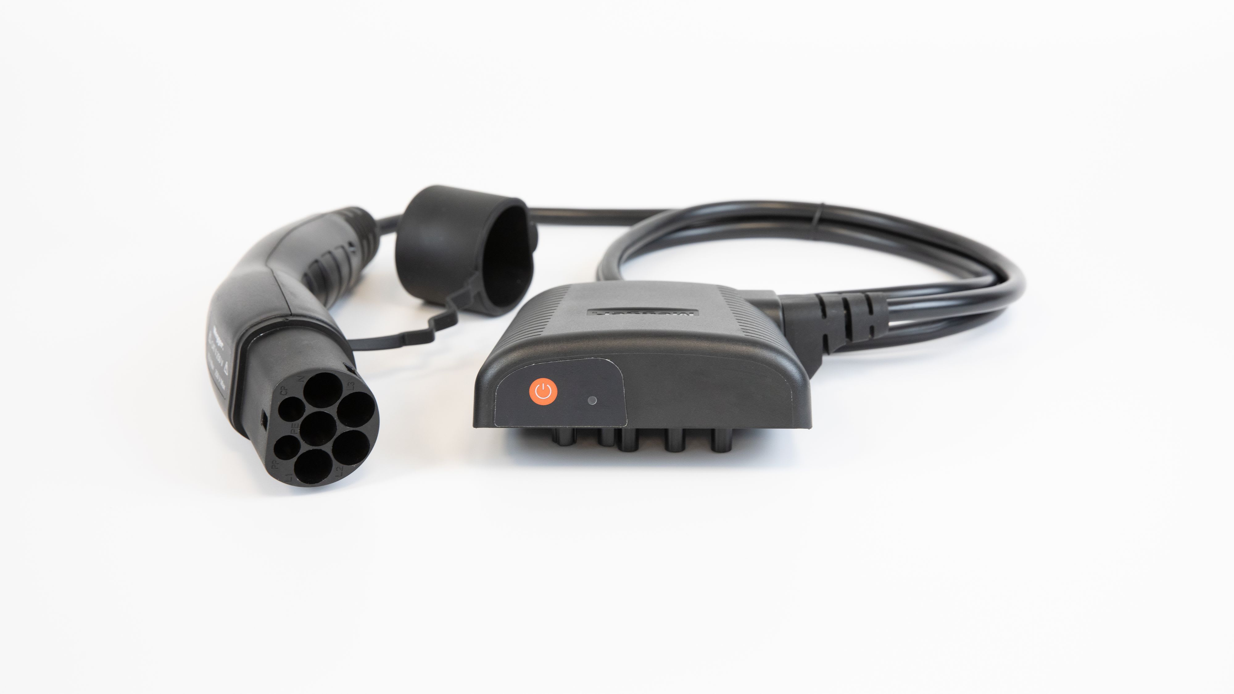 MEGGER - Il s'intégre au MFT-X1 et offre une interface automatisé des tests de bornes VE.