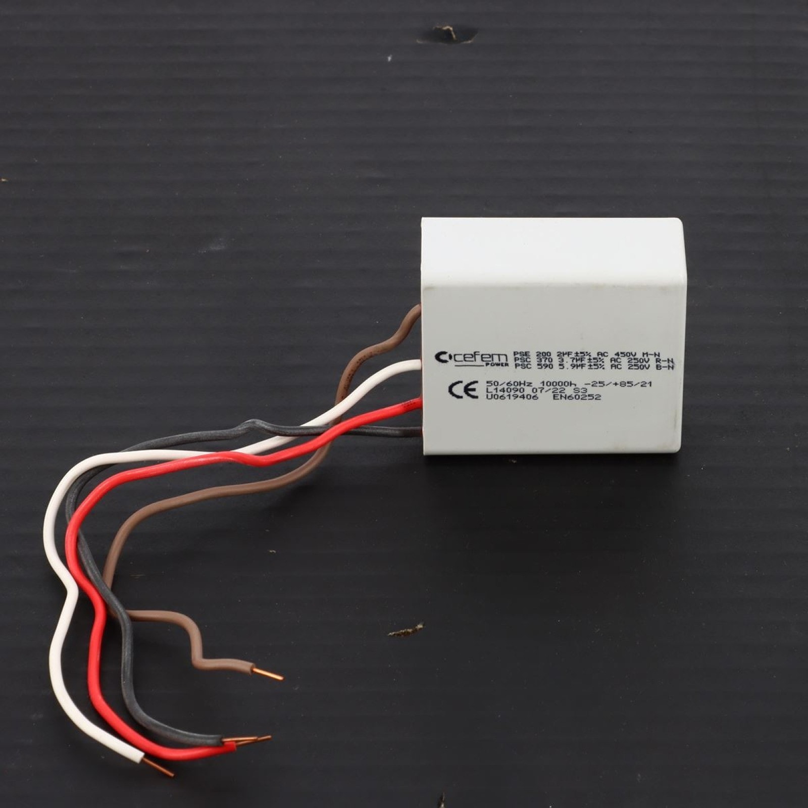 Atlantic Clim & Ventil - Condensateur triple 2 / 5.9 / 3.7 uf - Pièce de rechange origine fabricant