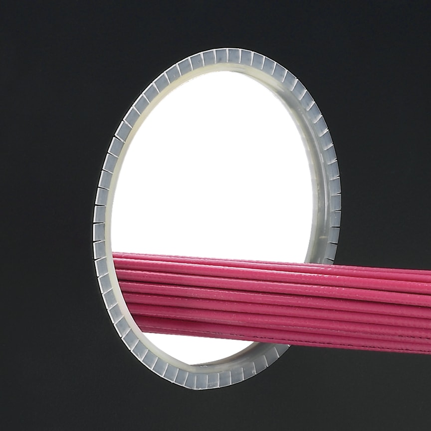 Panduit - Rouleau protège arête ajouré;ép. 0,7-0,9mm;PE Noir UV;long.30,5m;Cdt.1