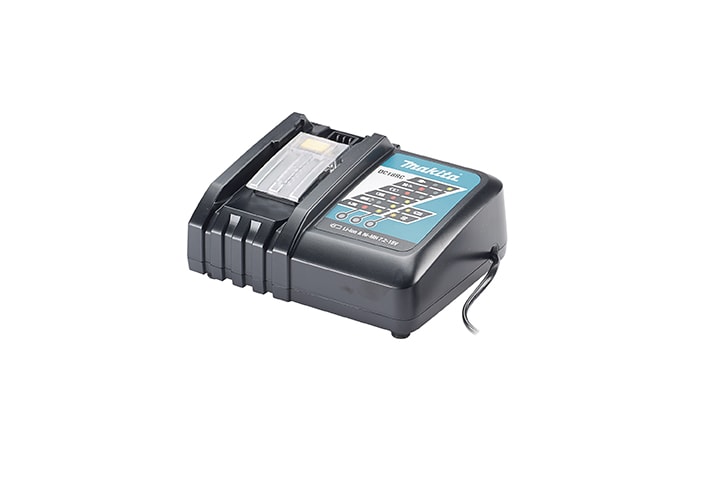 Panduit - 230 VAC MAKITA LI-ION CHARGER, INTERNATI