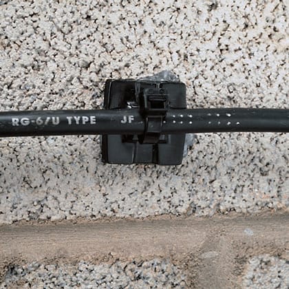 Panduit - Embase pour Attache;25,4x25,4mm à fixer avec colle époxyde EMA;naturel;Cdt.100;P