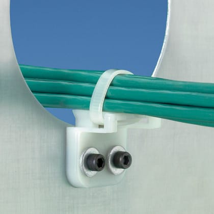 Panduit - Equerre de fixation pour traverssée de cloison; vis M5;PA 6.6;Naturel;Cdt500
