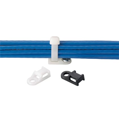 Panduit - Embase 4 voies à ?illet pour Attache SG jusqu'à 5,7mm;PA6.6 Nat.;vis M4;Cdt.100