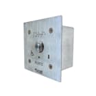 Comelit - Poussoir lumineux + signal sonore, façade inox + braille.