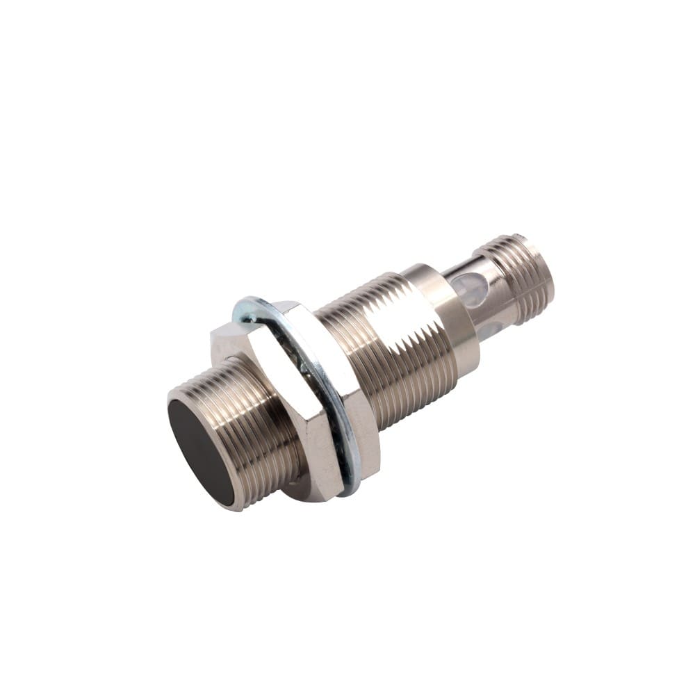 Omron - Détecteur de proximité inductif nickel-laiton, corps court, m18, blind
