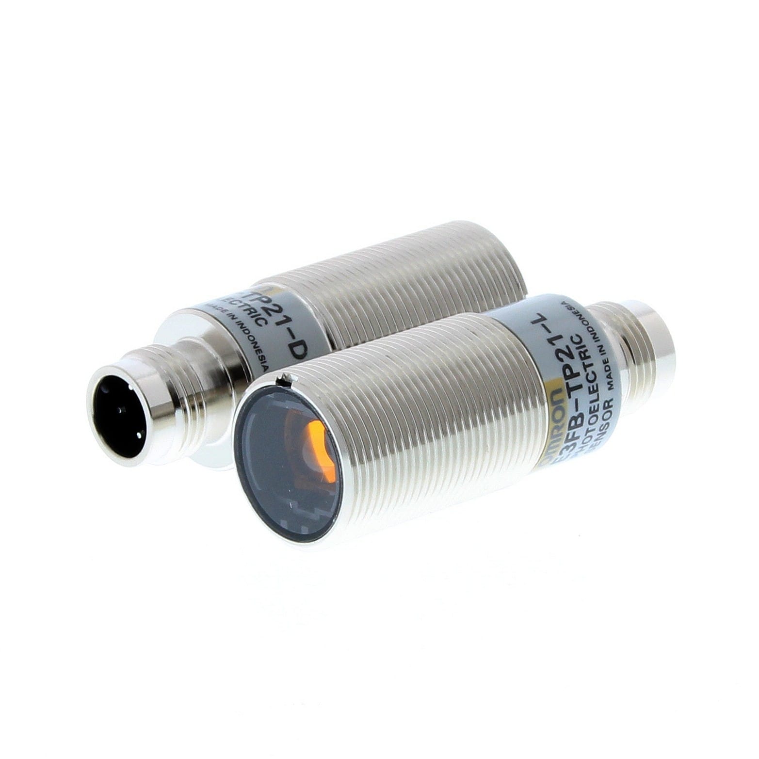 Omron - CELL M18 METAL BARR PNP CONN