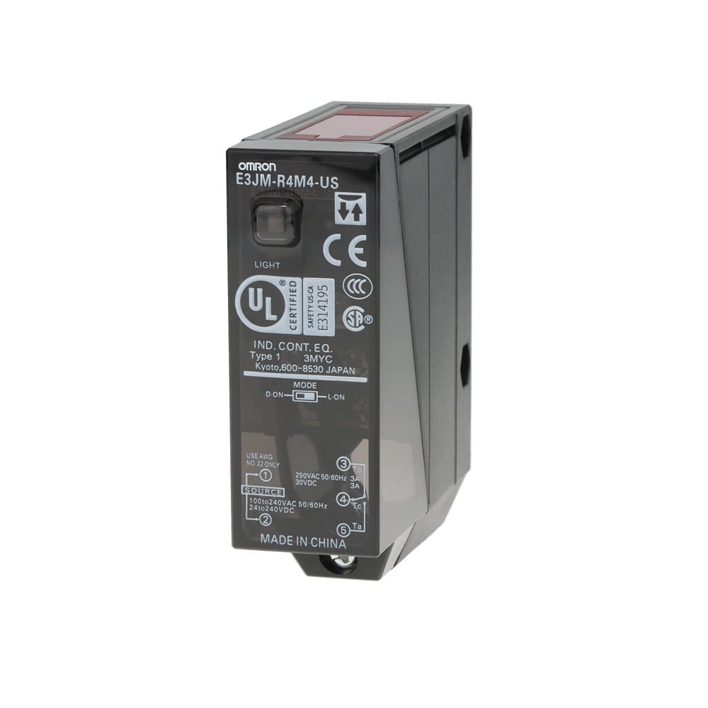 Omron - Photoelectric sensor, retro-reflective, 4 m, AC/DC, relay