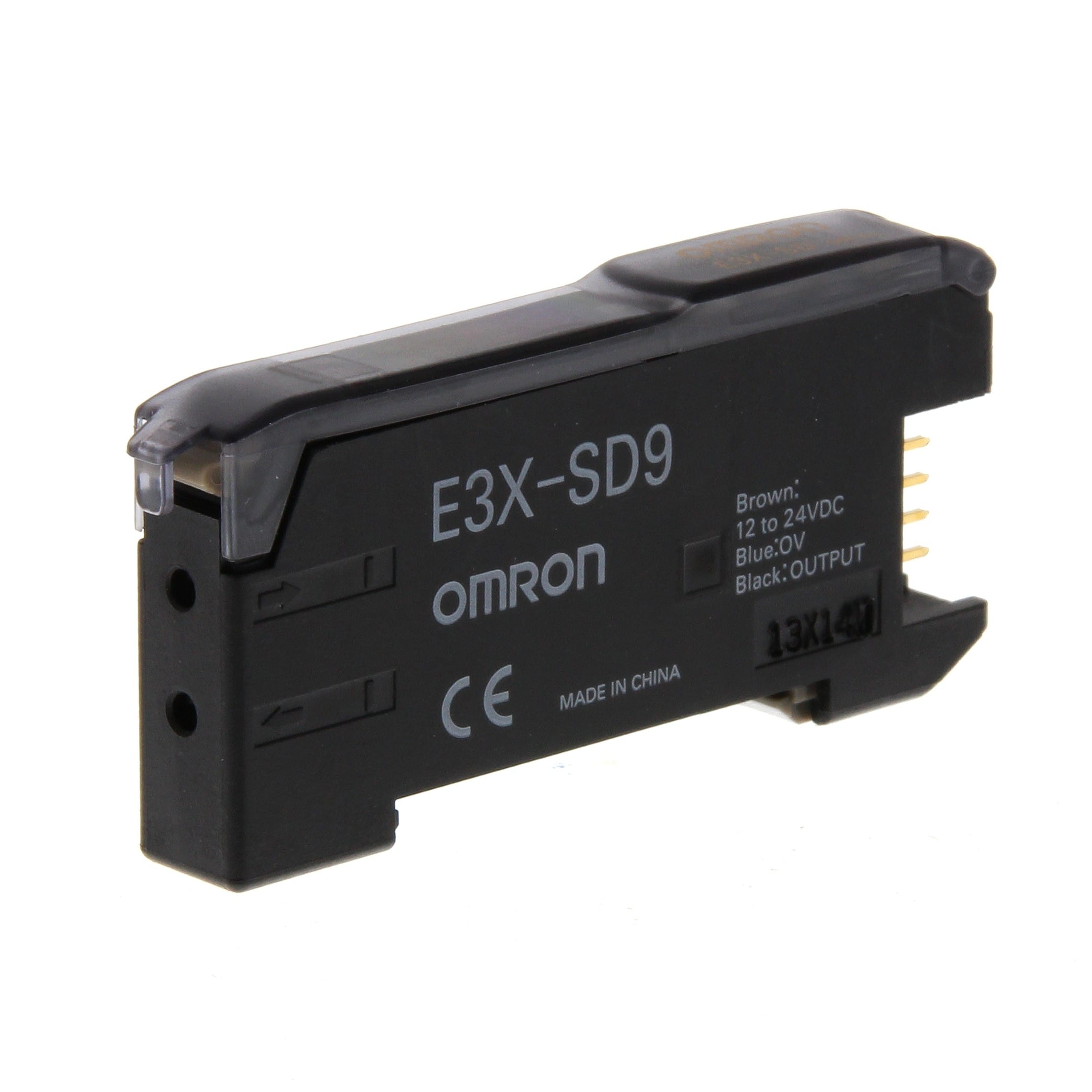 Omron - Standard, affichage digital, 10-24 Vc.c., PNP, LO/DO, connecteur