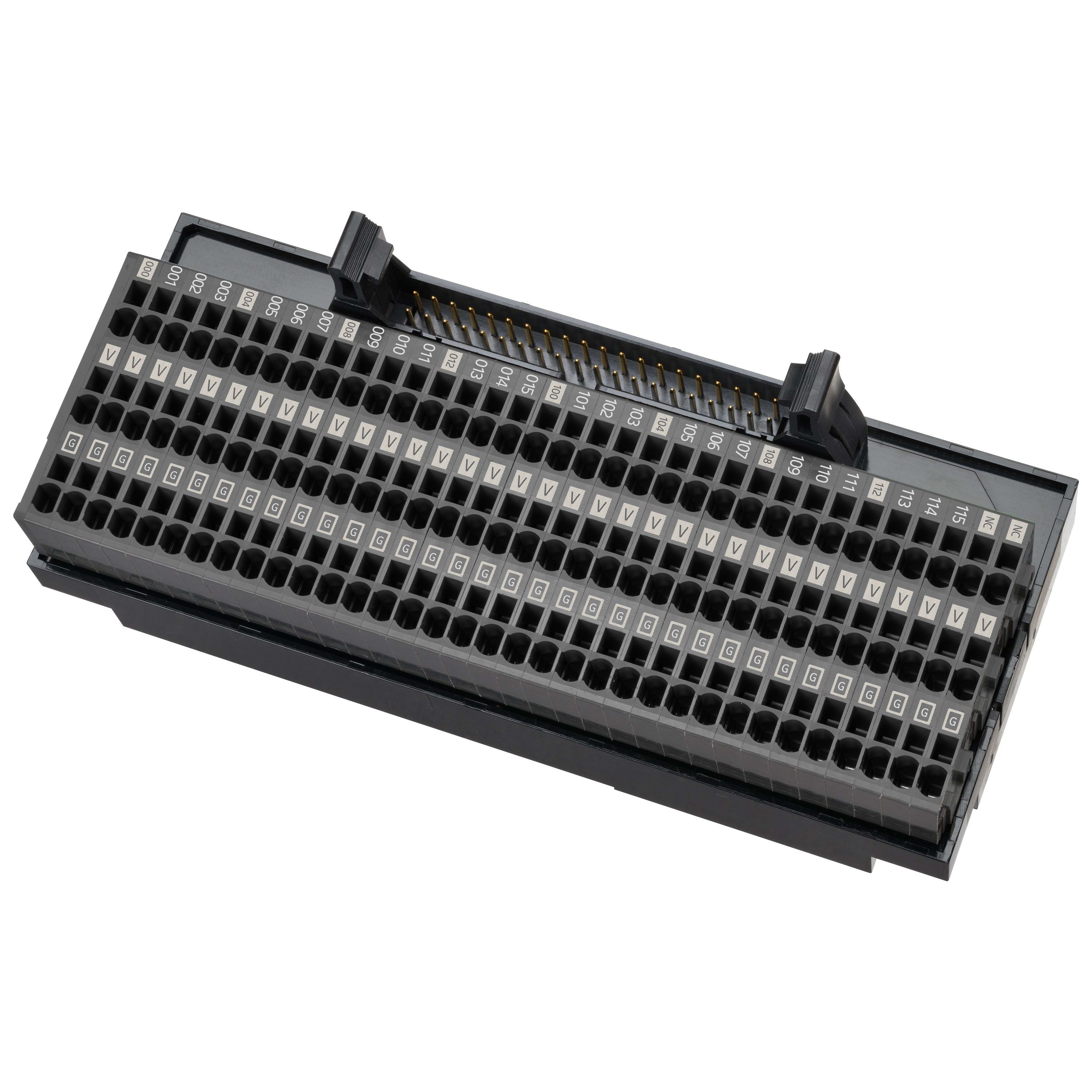 Omron - PLC interface wiring system with push-in plus technology and power supply termin