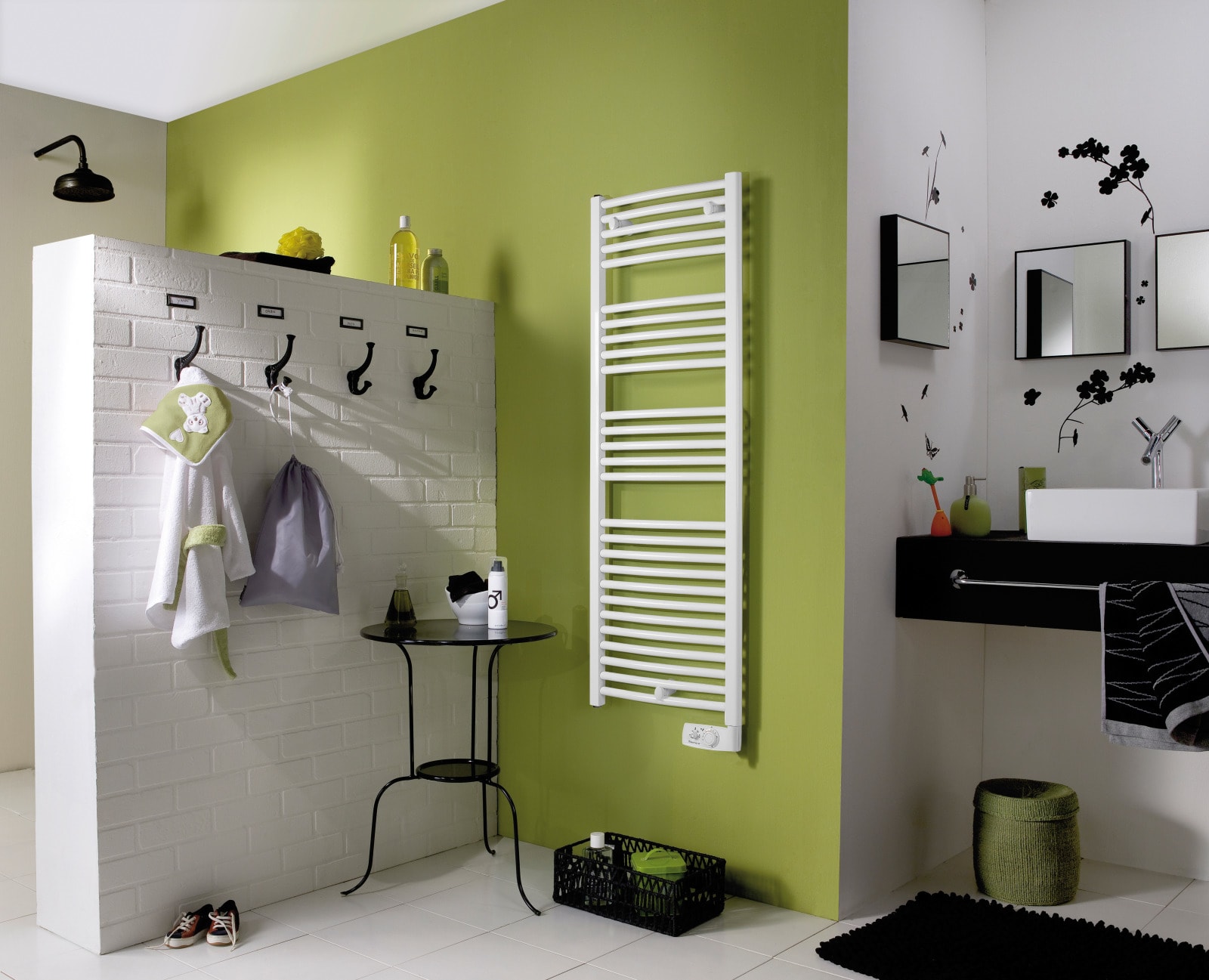 Sèche-serviettes adapté aux petites salles de bains - Thermor