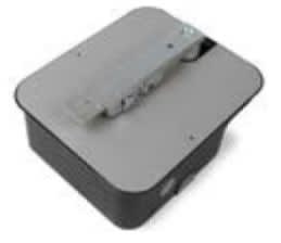 Nice - Opérateur pour portail battant.