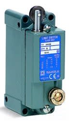 Telemecanique Sensors France - OsiSense XC métiers - Interr. position 600v 15a aw opt.