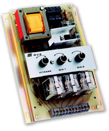 RVE - Platine de commande cinema 0-10Vcc, 4 ambiances restituees par 4 contacts