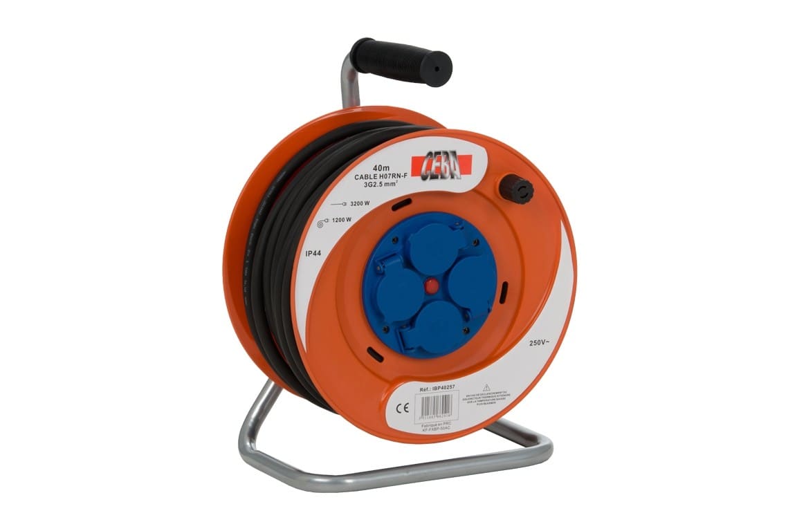 CEBA - Enrouleur électrique 4 prises à clapet - vide sans câble - SCHUKO
