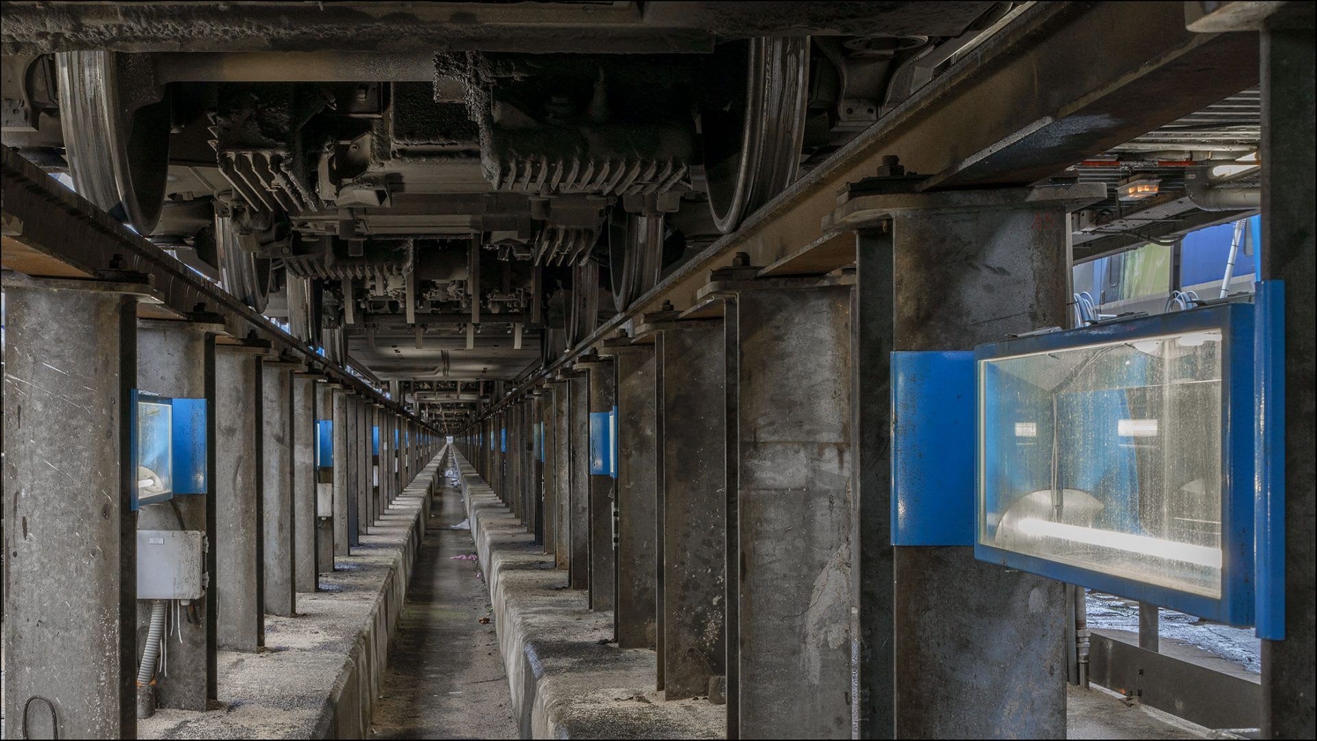 Sfel - ZIG220IC0B1H30K015 - 29W, 3000K, L655mm, électronique